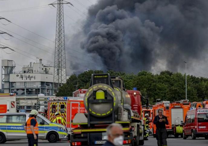 “德国西部的化学工业中心发生爆炸和火灾